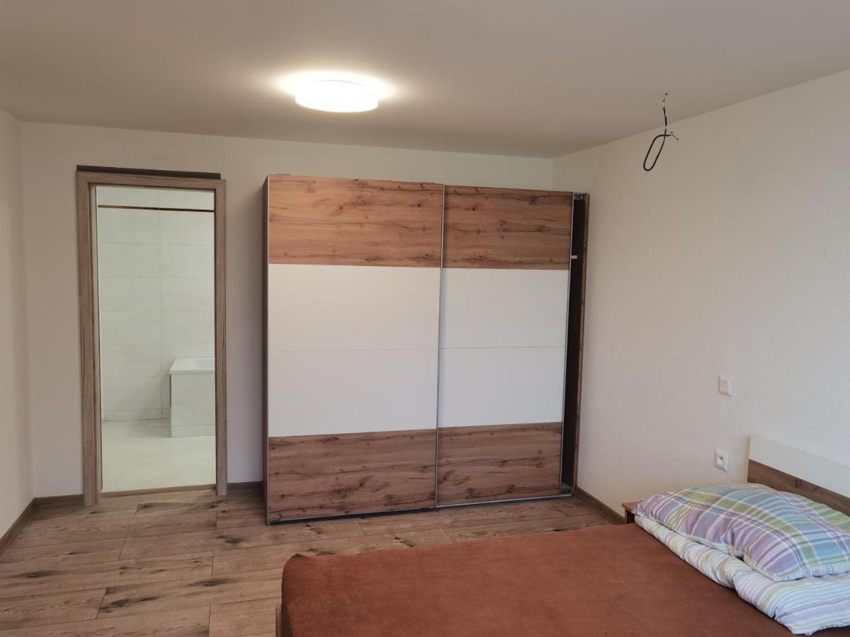 Апартаменты Sunset House Piestany Cervena Veza Banka Экстерьер фото